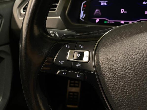 Volkswagen Tiguan II с пробегом 2020 года, цена 3 000 000 рублей, 162574 км, внедорожник, Автокод Объявления