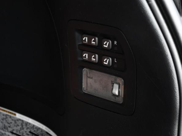 Lexus LX III Рестайлинг с пробегом 2013 года, цена 4 000 000 рублей, 320587 км, внедорожник, Автокод Объявления