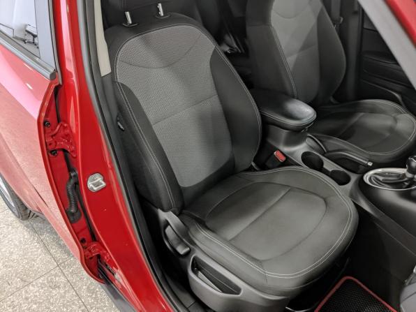 Kia Soul II Рестайлинг с пробегом 2019 года, цена 1 745 000 рублей, 80378 км, хэтчбек, Автокод Объявления