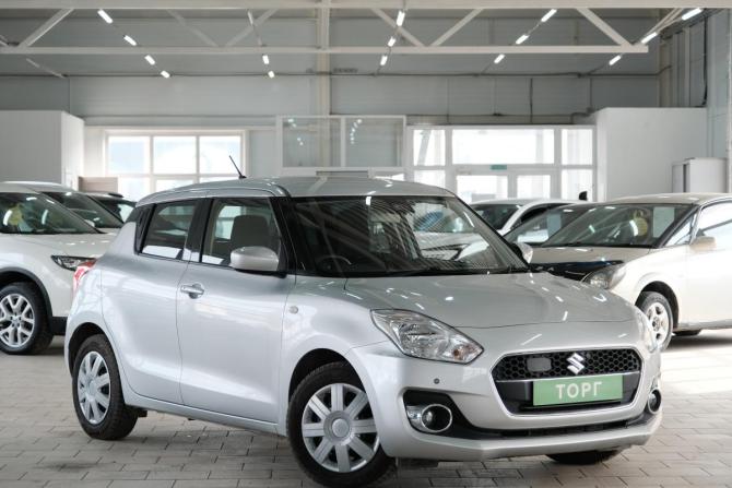 Suzuki Swift V с пробегом 2019 года, цена 1 349 000 рублей, 53000 км, хэтчбек, Автокод Объявления