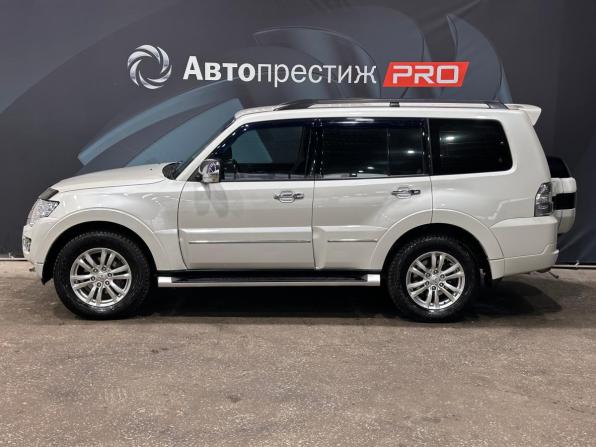 Mitsubishi Pajero IV Рестайлинг 2 с пробегом 2019 года, цена 2 949 000 рублей, 118100 км, внедорожник, Автокод Объявления