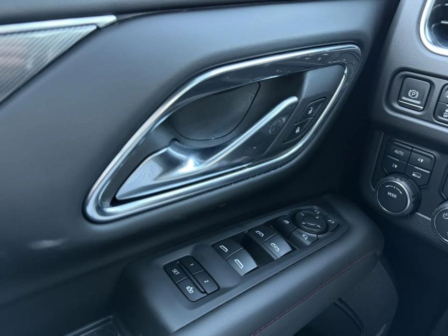 Chevrolet Suburban XII Москва  - изображение 19