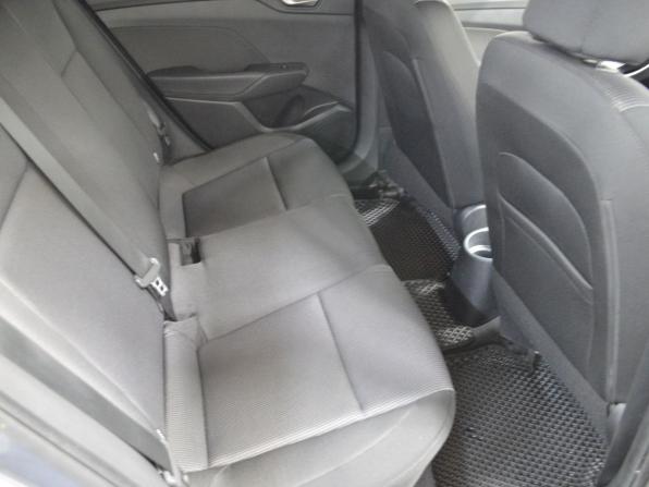 Hyundai Solaris II с пробегом 2018 года, цена 1 350 000 рублей, 135000 км, седан, Автокод Объявления