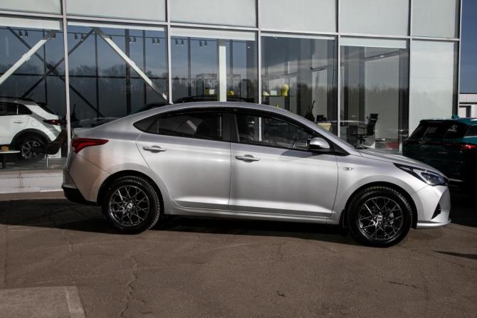 Hyundai Solaris II Рестайлинг с пробегом 2020 года, цена 1 559 000 рублей, 46000 км, седан, Автокод Объявления
