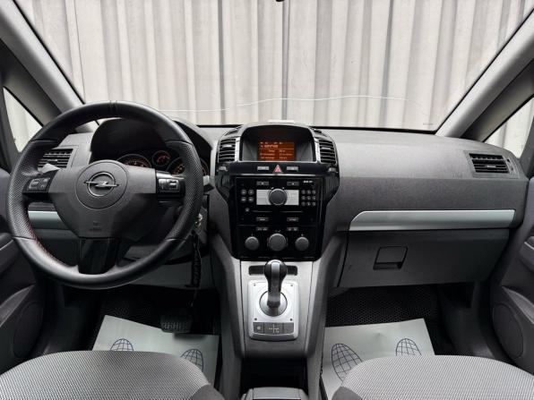 Opel Zafira B Рестайлинг с пробегом 2011 года, цена 729 000 рублей, 143900 км, компактвэн, Автокод Объявления