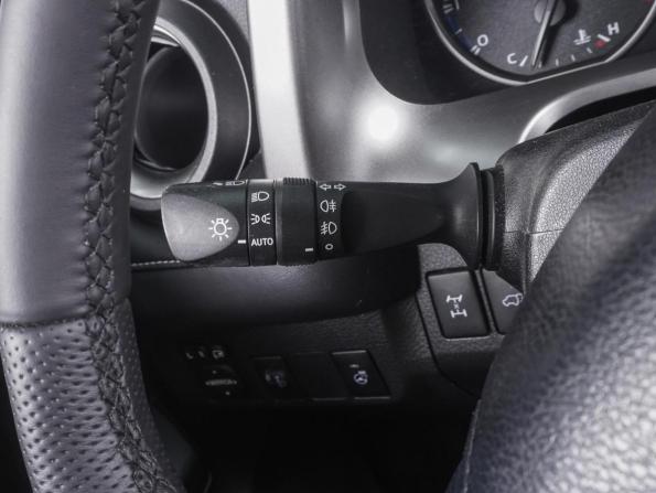 Toyota RAV4 IV (XA40) Рестайлинг с пробегом 2017 года, цена 2 180 000 рублей, 184695 км, внедорожник, Автокод Объявления