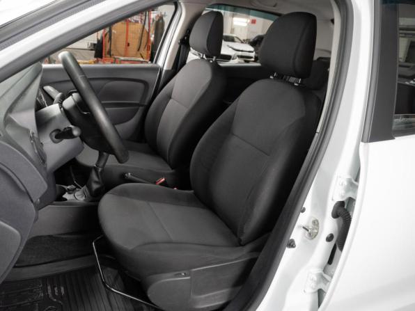 Renault Logan II Рестайлинг с пробегом 2020 года, цена 1 089 000 рублей, 48481 км, седан, Автокод Объявления