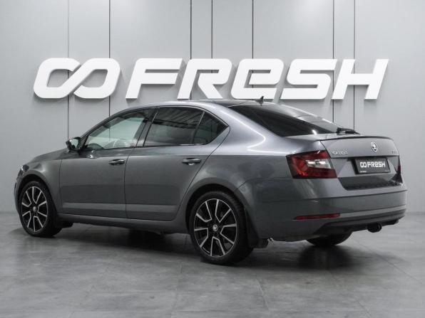 Skoda Octavia III (A7) Рестайлинг с пробегом 2018 года, цена 2 149 000 рублей, 155277 км, лифтбек, Автокод Объявления