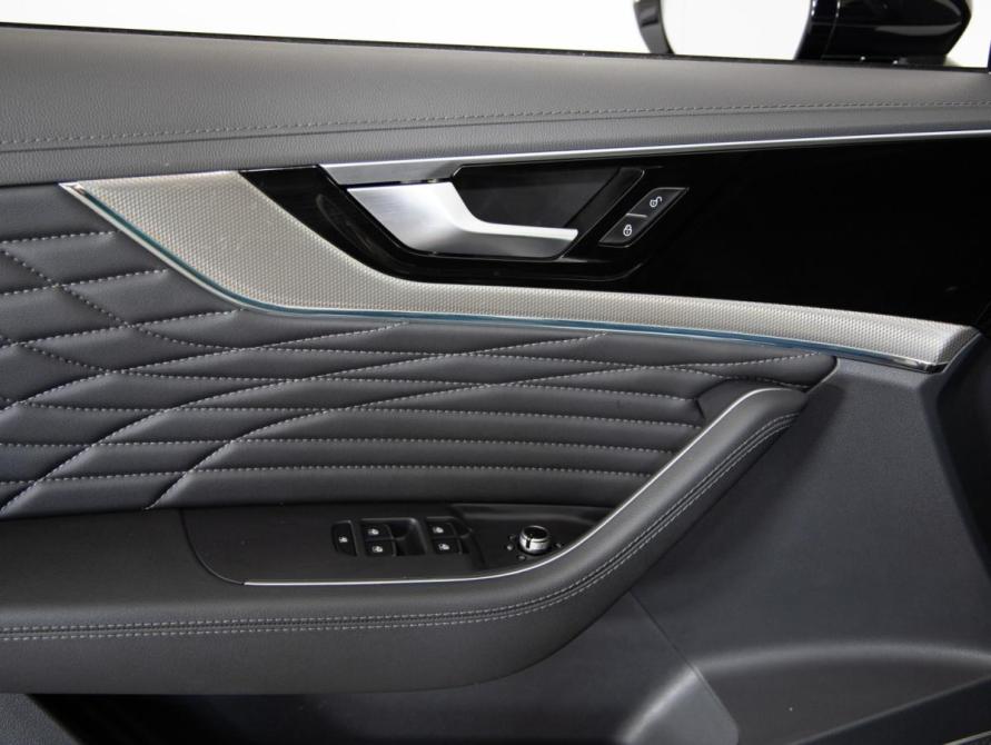 Hongqi HS5 I Санкт-Петербург  - изображение 23