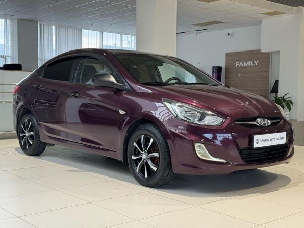 Hyundai Solaris I с пробегом 2013 года, цена 670 000 рублей, 163289 км, седан, Автокод Объявления