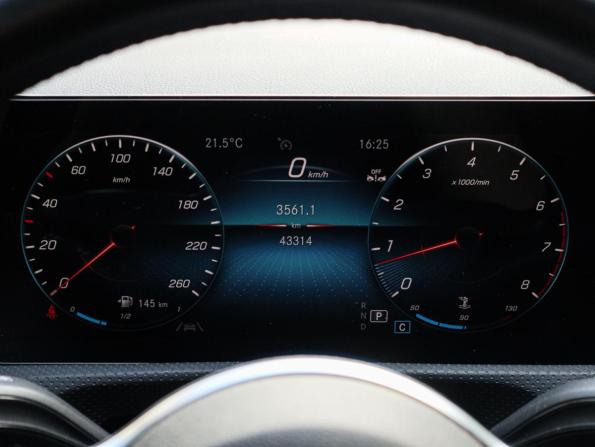 Mercedes-Benz A-Класс IV (W177) с пробегом 2021 года, цена 3 190 000 рублей, 43313 км, хэтчбек, Автокод Объявления