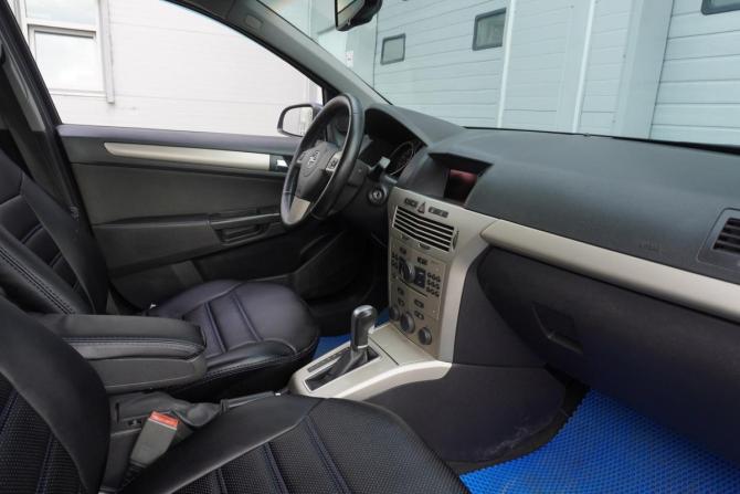 Opel Astra H Рестайлинг с пробегом 2007 года, цена 495 000 рублей, 159933 км, хэтчбек, Автокод Объявления