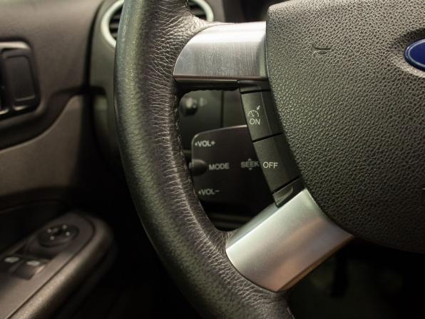 Ford Focus II с пробегом 2007 года, цена 585 000 рублей, 179985 км, универсал, Автокод Объявления