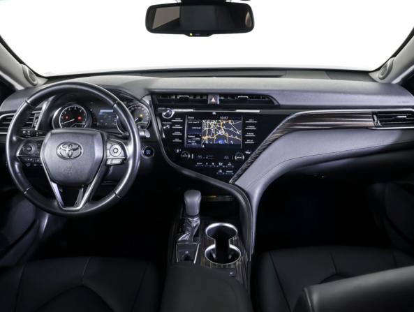 Toyota Camry VIII (XV70) с пробегом 2020 года, цена 2 947 000 рублей, 94500 км, седан, Автокод Объявления