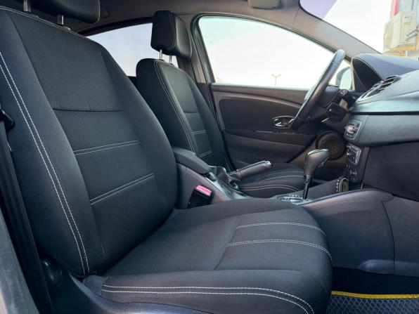 Renault Fluence I Рестайлинг с пробегом 2013 года, цена 690 000 рублей, 177500 км, седан, Автокод Объявления
