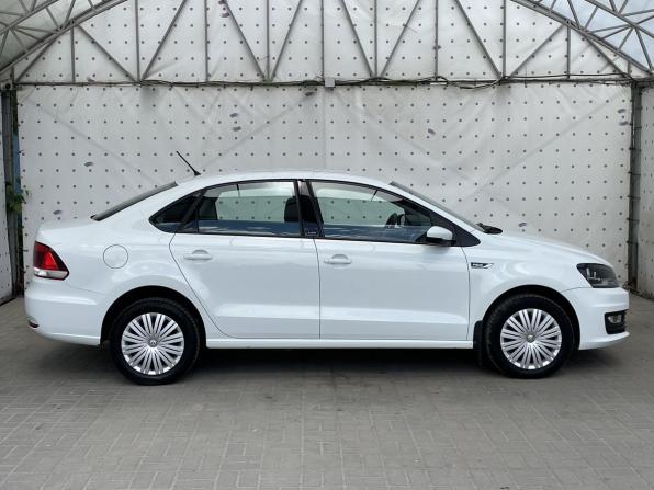 Volkswagen Polo V Рестайлинг с пробегом 2016 года, цена 1 265 000 рублей, 99536 км, седан, Автокод Объявления