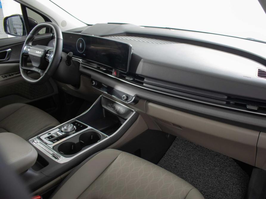 Kia Carnival IV Рестайлинг Москва  - изображение 10