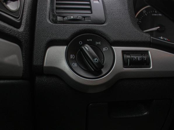 Skoda Octavia II (A5) Рестайлинг с пробегом 2011 года, цена 850 000 рублей, 165000 км, лифтбек, Автокод Объявления