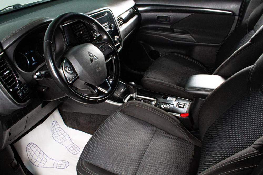 Mitsubishi Outlander III Рестайлинг 3 Сургут  - изображение 9