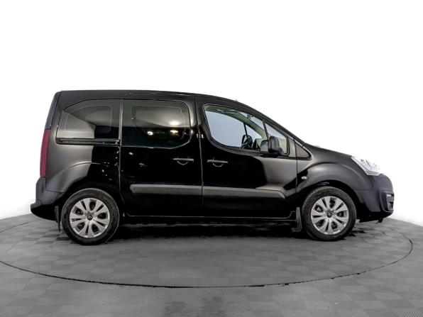 Opel Combo PCMA с пробегом 2021 года, цена 2 110 000 рублей, 48701 км, компактвэн, Автокод Объявления