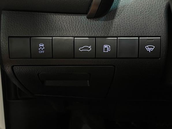 Toyota Camry VIII (XV70) с пробегом 2018 года, цена 2 230 000 рублей, 188668 км, седан, Автокод Объявления