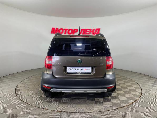 Skoda Yeti I с пробегом 2012 года, цена 909 000 рублей, 208507 км, внедорожник, Автокод Объявления