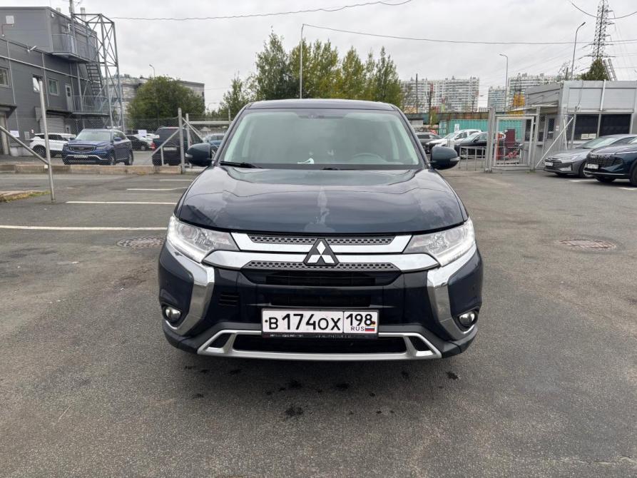 Mitsubishi Outlander III Рестайлинг 3 Санкт-Петербург  - изображение 2