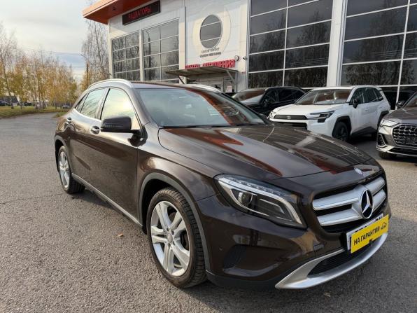 Mercedes-Benz GLA I (X156)