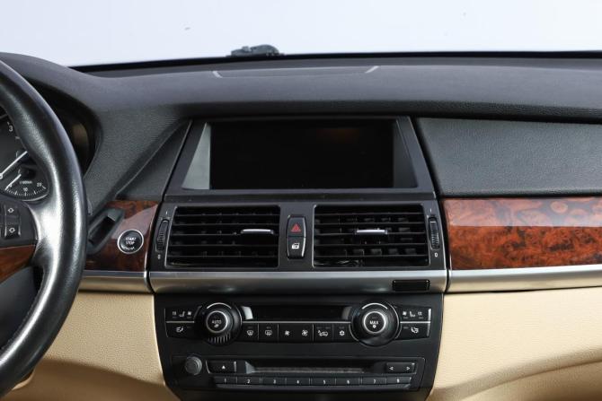 BMW X5 II (E70) Рестайлинг с пробегом 2011 года, цена 2 299 000 рублей, 204000 км, внедорожник, Автокод Объявления