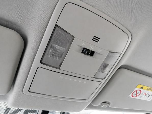 Toyota RAV4 IV (XA40) Рестайлинг с пробегом 2016 года, цена 2 449 000 рублей, 79800 км, внедорожник, Автокод Объявления