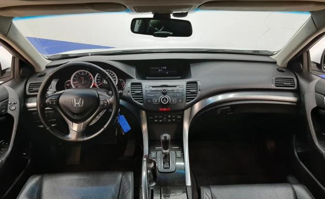 Honda Accord VIII Рестайлинг с пробегом 2012 года, цена 1 419 000 рублей, 228596 км, седан, Автокод Объявления