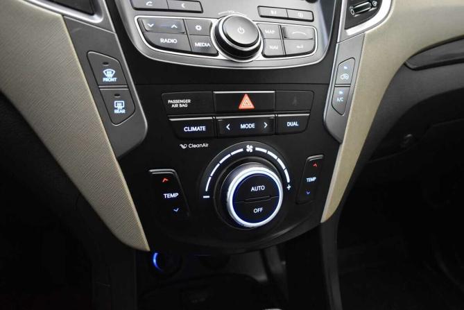 Hyundai Santa Fe III с пробегом 2013 года, цена 1 770 000 рублей, 189328 км, внедорожник, Автокод Объявления