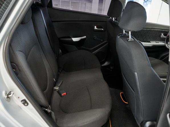 Kia Rio III с пробегом 2012 года, цена 610 000 рублей, 165002 км, хэтчбек, Автокод Объявления
