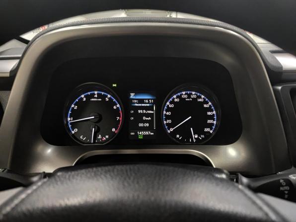 Toyota RAV4 IV (XA40) Рестайлинг с пробегом 2017 года, цена 2 280 000 рублей, 145597 км, внедорожник, Автокод Объявления