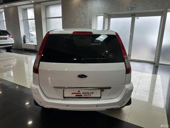 Ford Fusion I Рестайлинг с пробегом 2012 года, цена 775 000 рублей, 127126 км, хэтчбек, Автокод Объявления