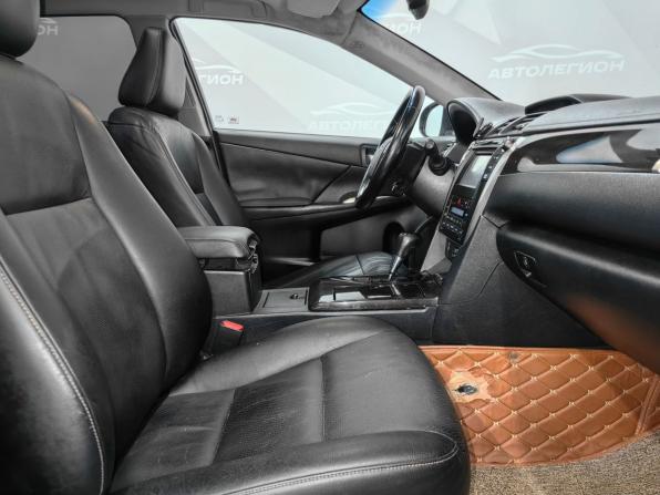 Toyota Camry VII (XV50) Рестайлинг с пробегом 2015 года, цена 1 650 000 рублей, 251915 км, седан, Автокод Объявления