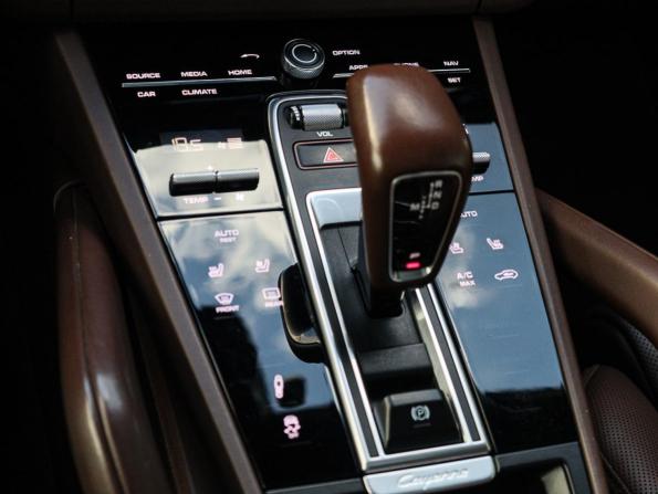 Porsche Cayenne III с пробегом 2018 года, цена 6 650 000 рублей, 102732 км, внедорожник, Автокод Объявления