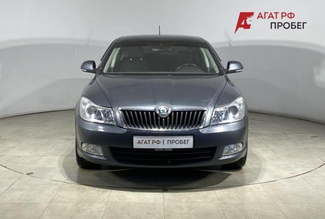 Skoda Octavia II (A5) Рестайлинг с пробегом 2012 года, цена 900 000 рублей, 176630 км, лифтбек, Автокод Объявления