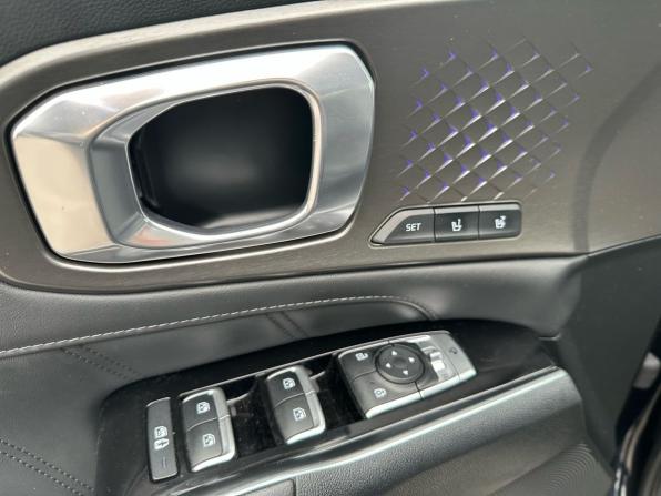 Kia Sorento IV с пробегом 2023 года, цена 3 599 000 рублей, 80817 км, внедорожник, Автокод Объявления