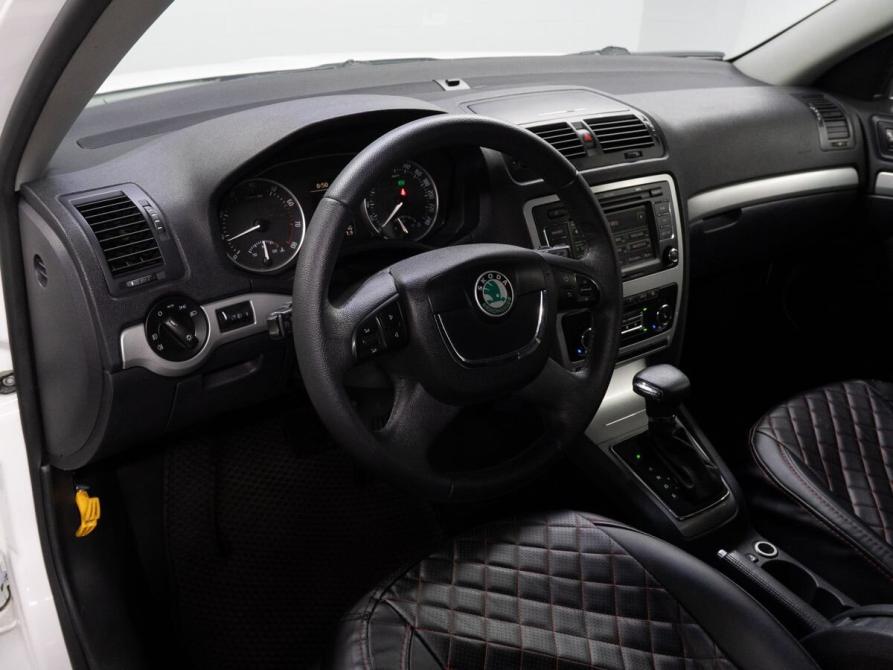 Skoda Octavia II (A5) Рестайлинг Тюмень  - изображение 10