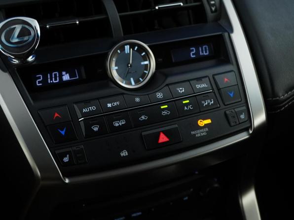 Lexus NX I с пробегом 2014 года, цена 2 977 077 рублей, 56827 км, внедорожник, Автокод Объявления