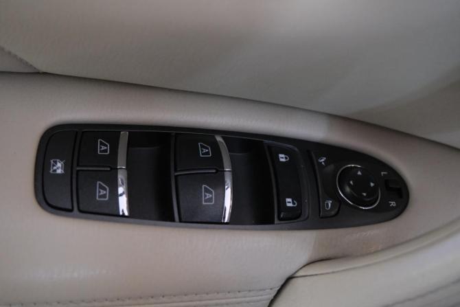 Infiniti QX80 I Рестайлинг с пробегом 2015 года, цена 2 939 000 рублей, 164000 км, внедорожник, Автокод Объявления