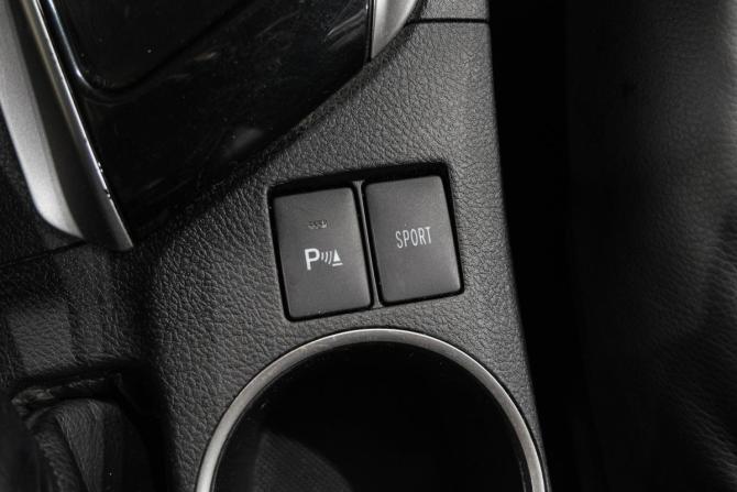 Toyota Corolla XI (E160 E170 E180) с пробегом 2013 года, цена 1 479 000 рублей, 157000 км, седан, Автокод Объявления