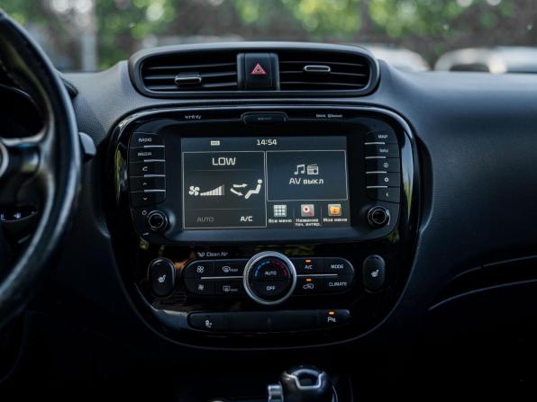Kia Soul II с пробегом 2015 года, цена 1 030 000 рублей, 205332 км, хэтчбек, Автокод Объявления
