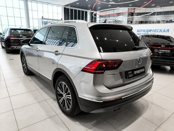 Volkswagen Tiguan II с пробегом 2016 года, цена 2 399 000 рублей, 189142 км, внедорожник, Автокод Объявления