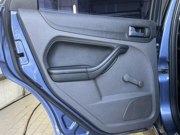 Ford Focus II с пробегом 2005 года, цена 597 000 рублей, 220297 км, седан, Автокод Объявления