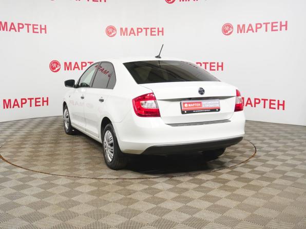 Skoda Rapid I с пробегом 2016 года, цена 845 000 рублей, 216390 км, лифтбек, Автокод Объявления
