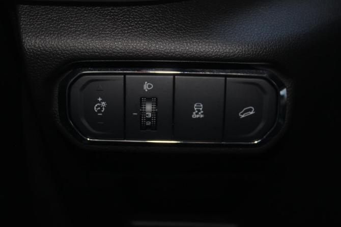 Haval Jolion I с пробегом 2023 года, цена 1 850 000 рублей, 35979 км, внедорожник, Автокод Объявления