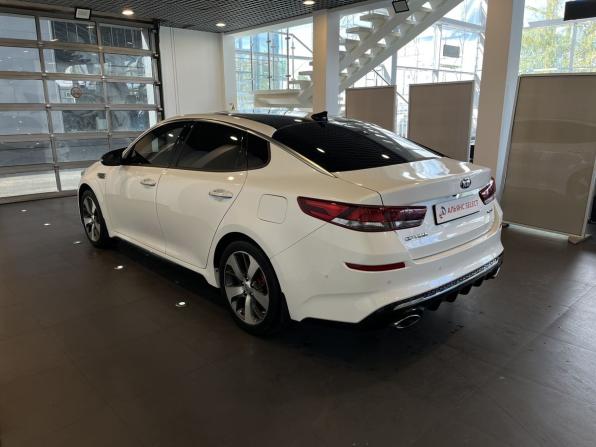 Kia Optima IV Рестайлинг с пробегом 2018 года, цена 2 230 000 рублей, 125978 км, седан, Автокод Объявления