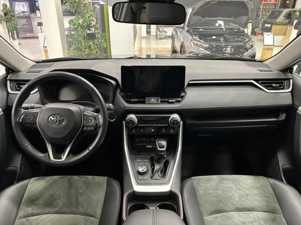 Toyota RAV4 V (XA50) с пробегом 2023 года, цена 3 499 000 рублей, 24300 км, внедорожник, Автокод Объявления